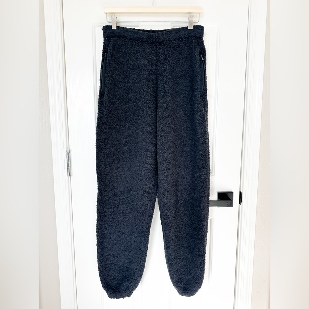 SKIMS Cozy Knit Fuzzy Black Women’s Jogger Pants - Small/Medium